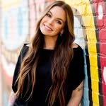Salon Capri | Cassandra Wood